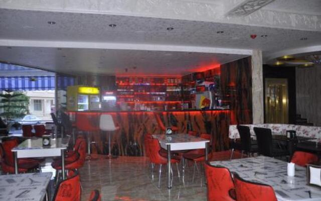 Alev Palace Otel