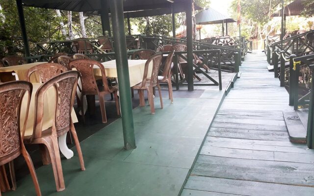 Lagoon Garden Hotel