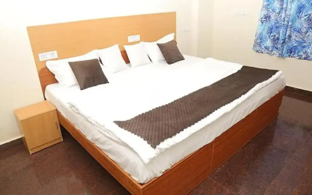 Fabhotel Svr Grand
