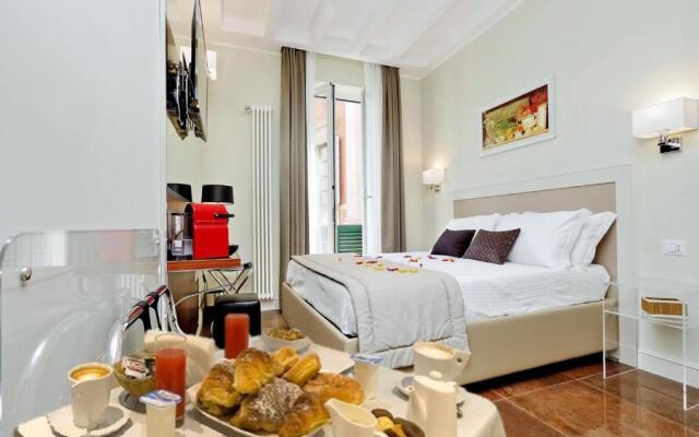 Piazza Venezia Grand Suite