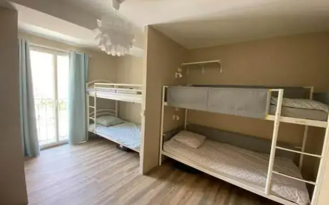 Bohobos Hostel