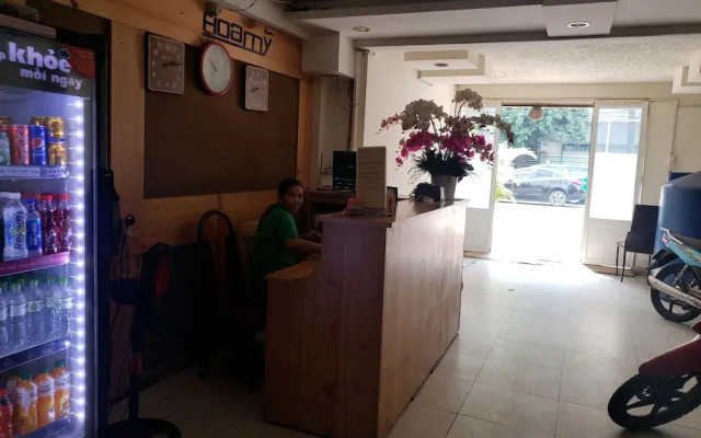 Hoa My Hotel by OYO Rooms