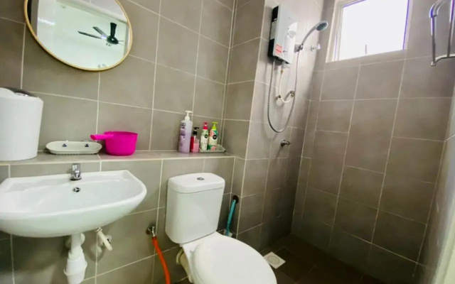 Homestay Ustazah @Residensi Adelia Bangi Avenue