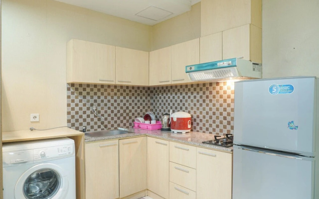 Strategic 1BR The Boulevard Apartment with Luxurious Design