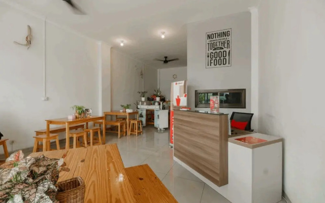 RedDoorz Apartment @ Ayodhya Tangerang