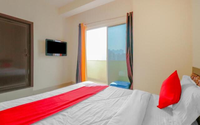 OYO Flagship AM Residency Near Noida Sector 51 Metro Station