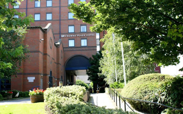 Crowne Plaza Leeds by IHG