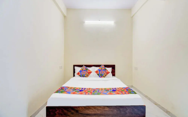 Fabhotel Aura Suites