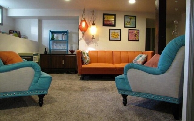 Retro-inspired Downtown Loveland Apartment