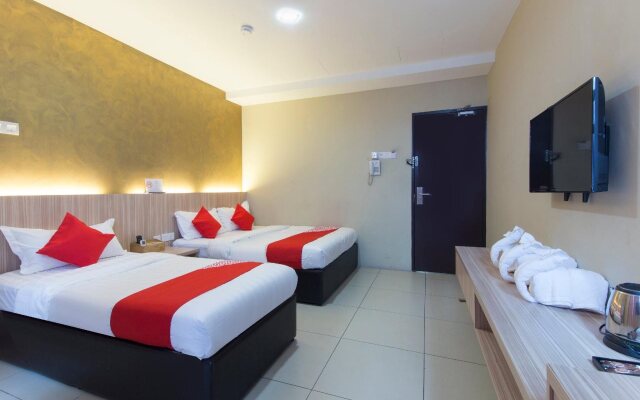 Top Garden Hotel