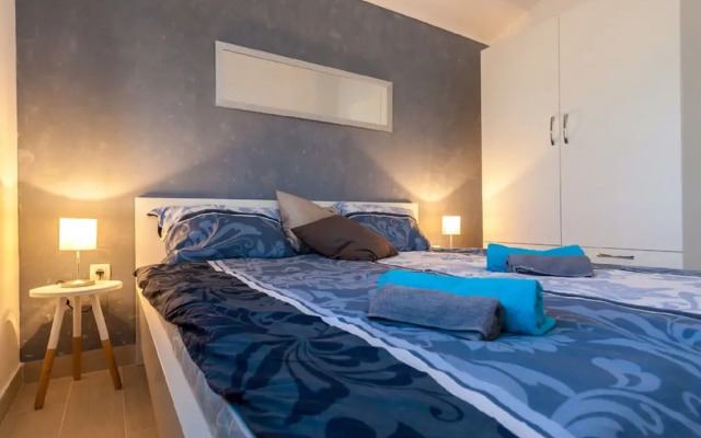 Lavish Apartment in Omisalj With Rooftop Terrace