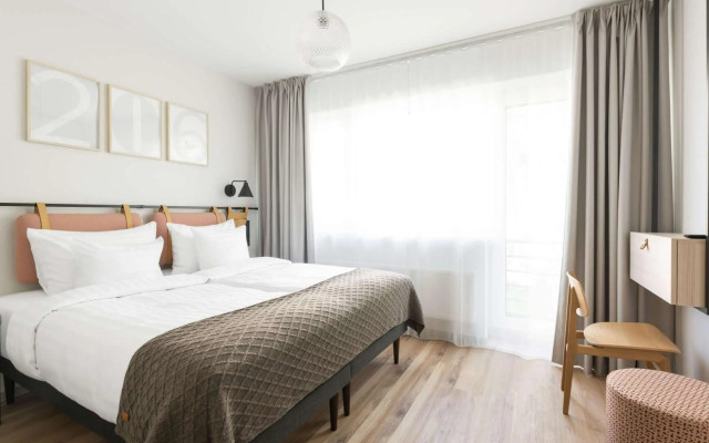 Oru Hub Hotel Tallinn - Handwritten Collection