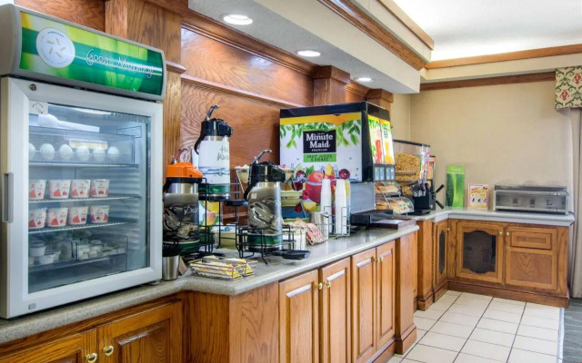 Holiday Inn Express Hotel & Suites Decatur-I-20 East (Panola Rd)