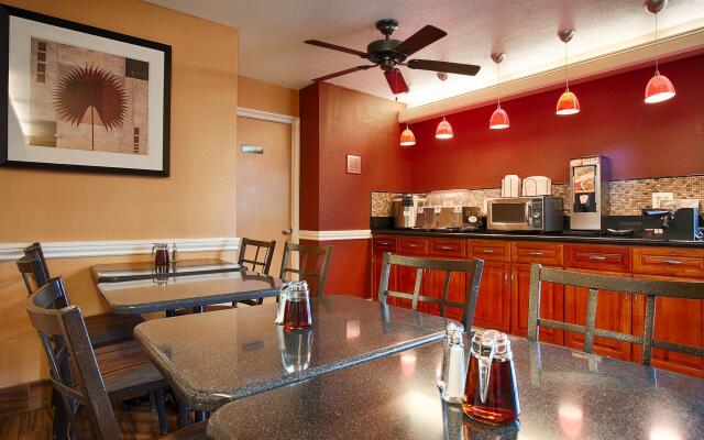 Best Western Plus Ontario Airport & Convention Center