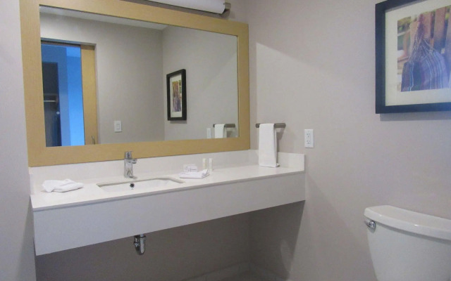 Fairfield by Marriott San Salvador