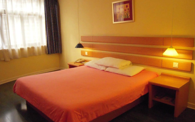 Home Inn Changshou Donglu