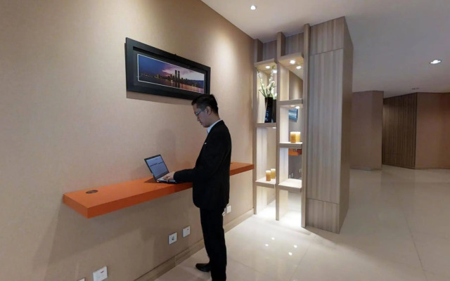 The Gloria Suites Jakarta
