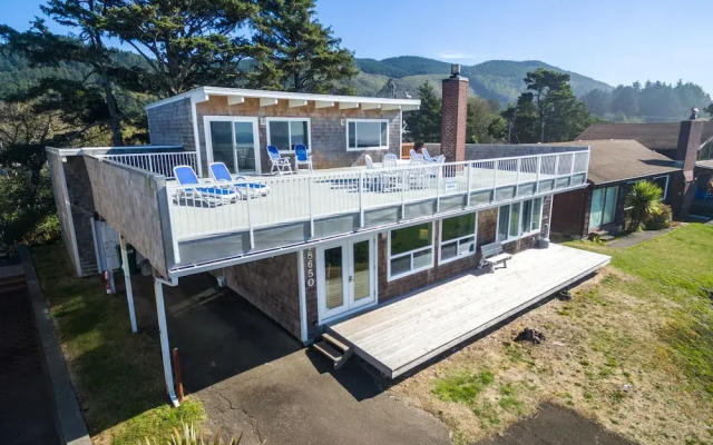 The Strand at Twin Rocks