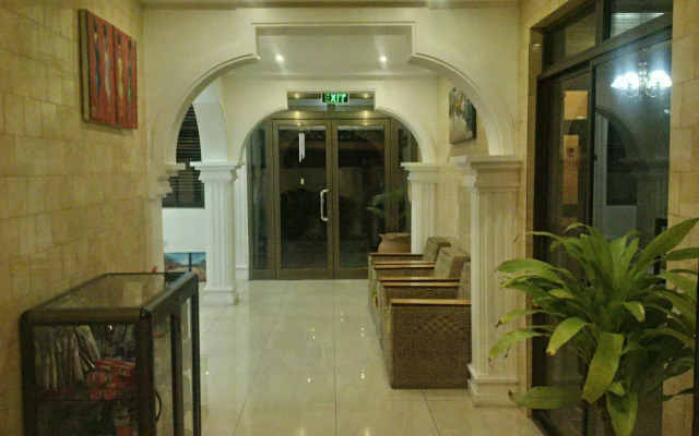 Takoradi Standard Hotel