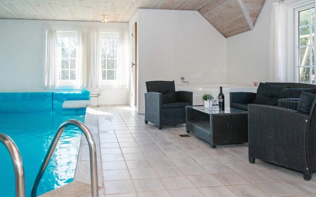 Traditional Holiday Home in Ringkobing With Sauna
