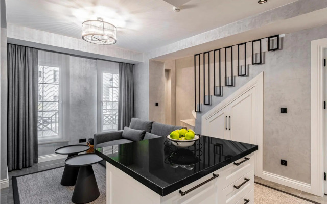 Ena Boutique Hotel & Residences