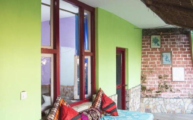 Jungal House