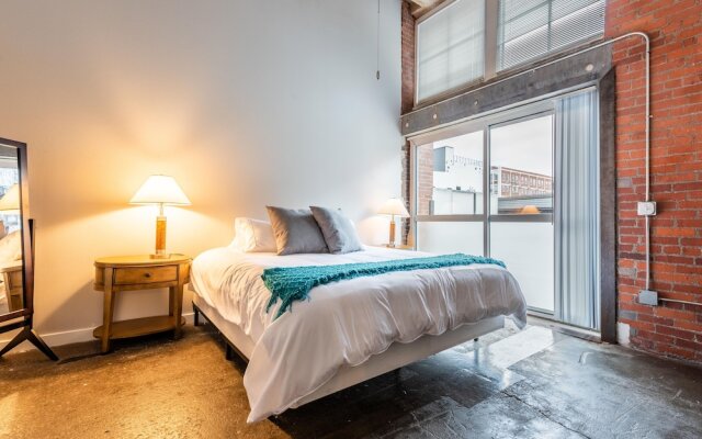 Luxury Historic Loft with Gym