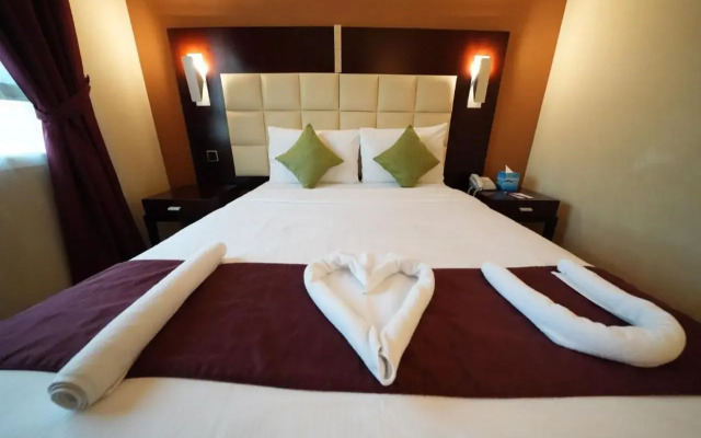 9 Hotel