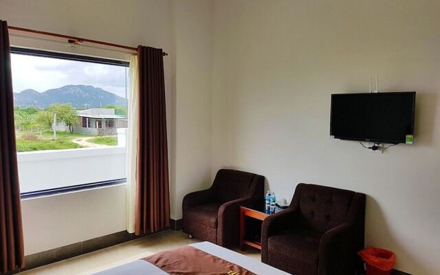 Ninh Chu 2 Hotel