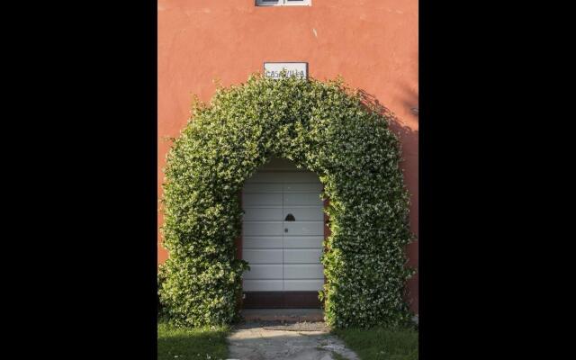 This beautiful apartment in a small Tuscan house.