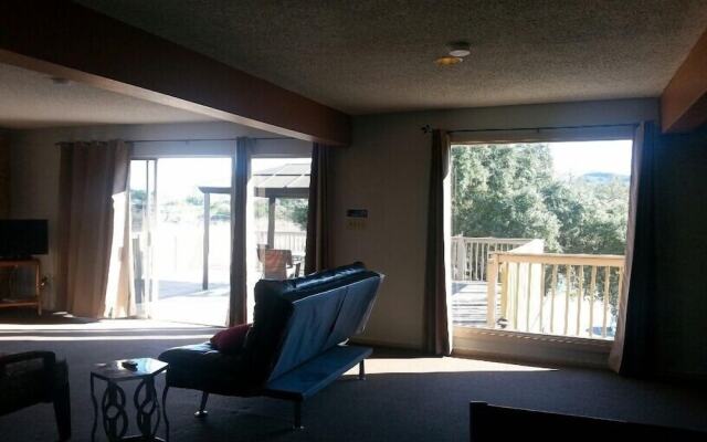 The Lodge at Turkey Cove