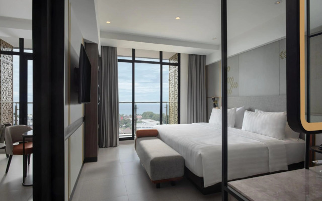 Hotel Santika Premiere Padang