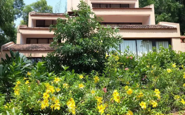 Sai Vishram Beach Resort Byndoor