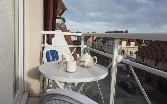 Appartement Merville-Franceville-Plage, 2 pièces, 4 personnes - FR-1-465-26