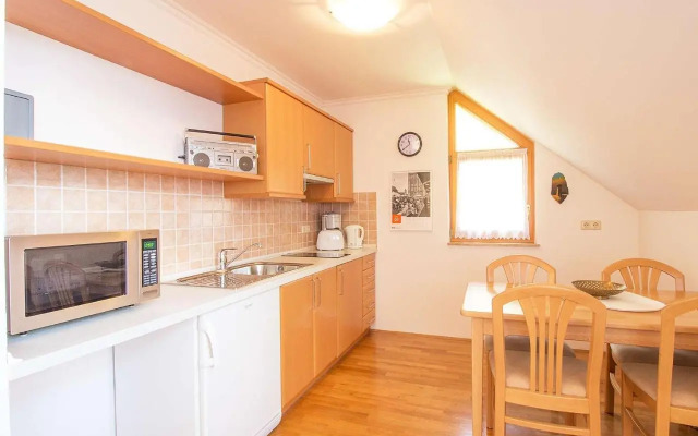 Apartments Mira