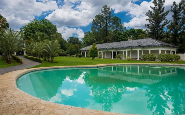 Disciples Boutique Hotel