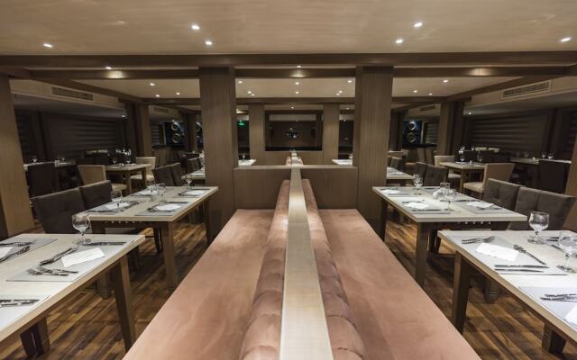 SUNRISE Semiramis III Cruise