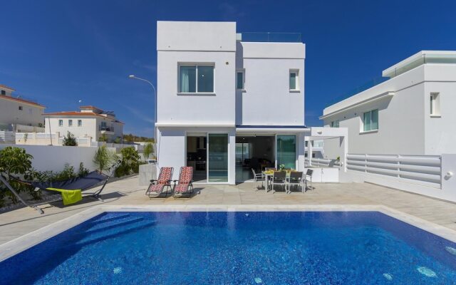 Protaras Villa Araella