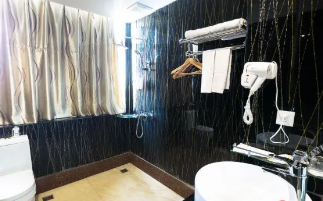 Beihai Jiayuan Hotel