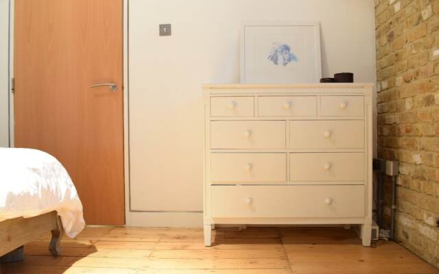 1 Bedroom Loft-style Flat in Haggerston