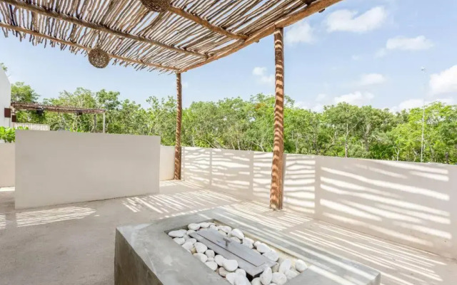 Jungle Chic 3 Bedroom Villa