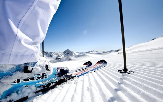 Happy Stubai