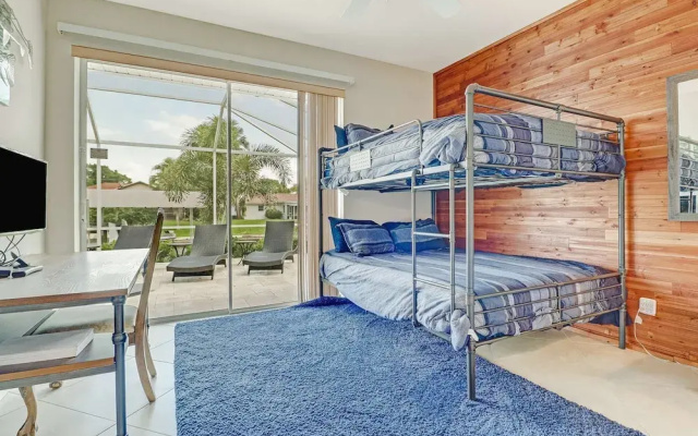 833 Monticello Ct