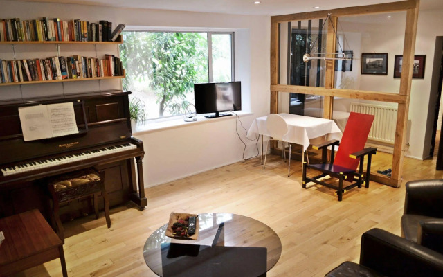 Shelley Guest House