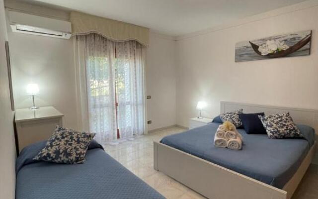 LOREN HOUSE, relaxing location with seaview