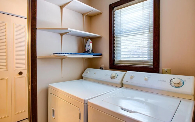 VCI - Beech Manor 4 Bedroom