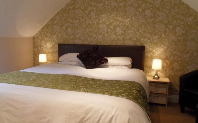 House o' Hill Hotel