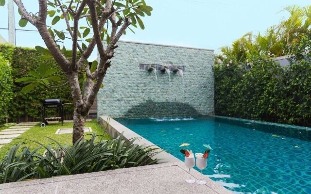 Villa Epa by TropicLook: Onyx style Nai Harn Beach