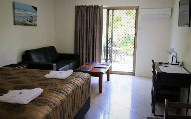 Pacific Palms Motor Inn