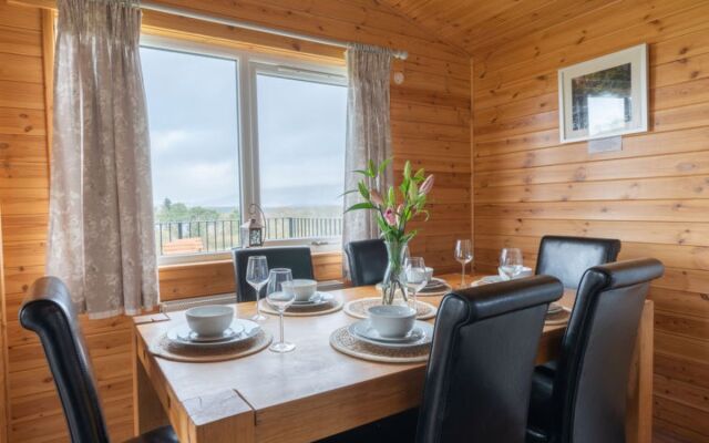 Loch Leven Lodge 6